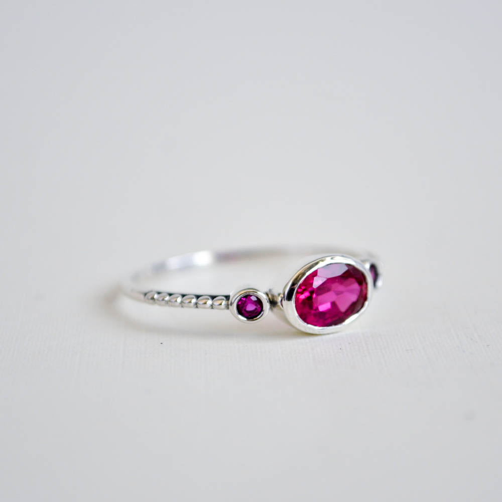 Ruby Chassé Ring