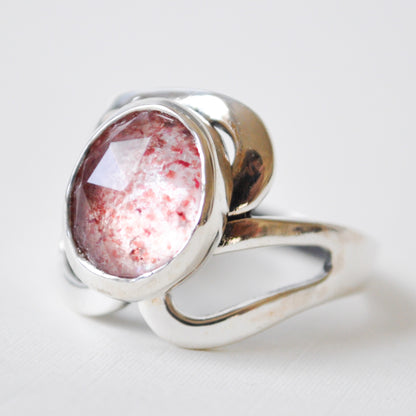 Strawberry Quartz Pebble Ring—Size 8.5