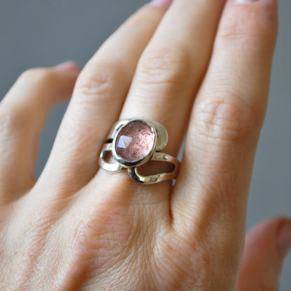 Strawberry Quartz Pebble Ring—Size 8.5