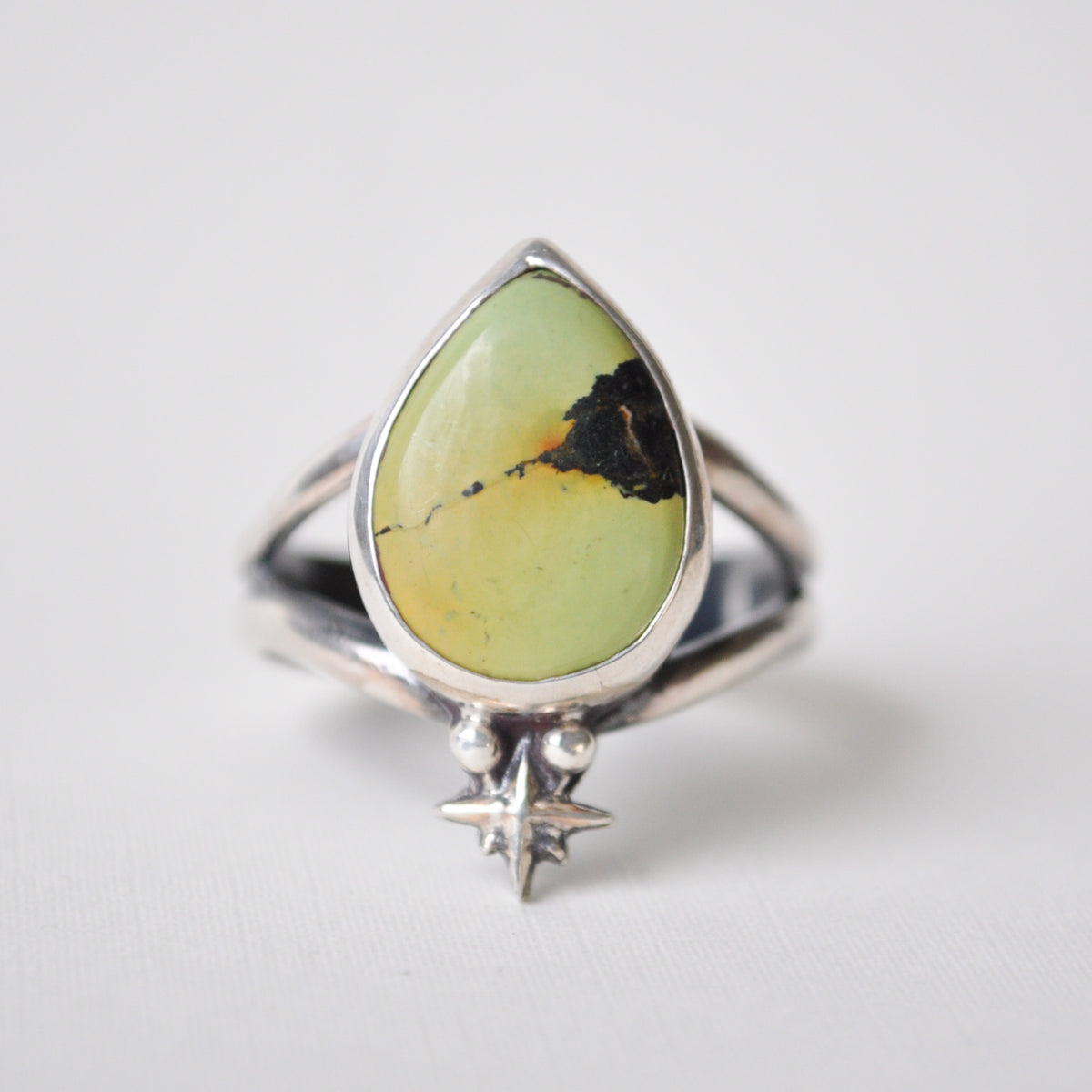 Green Turquoise Star Top Ring—Size 10.5