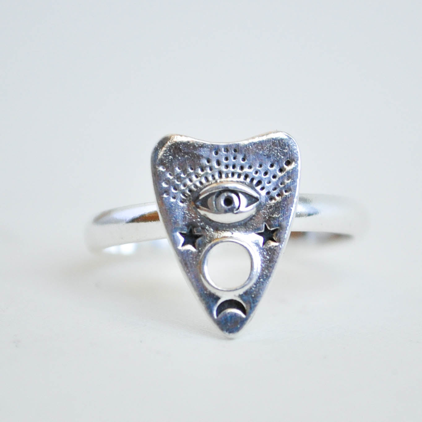 Planchette Ring